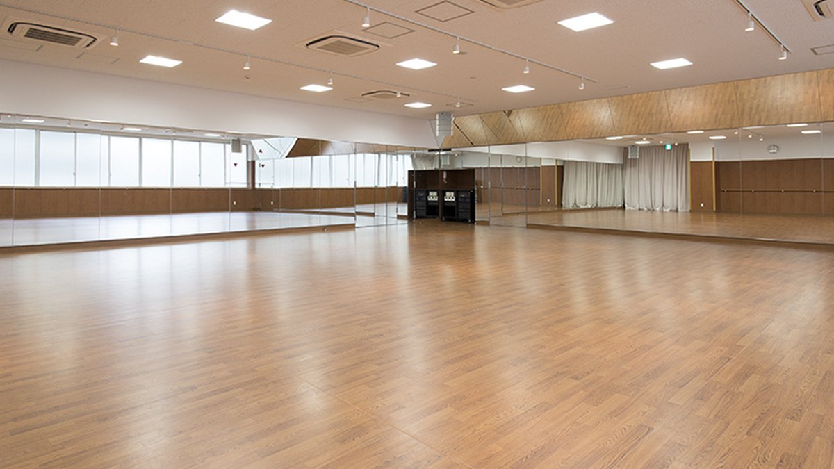 ティップネス鶴見公式店舗ページ掲載のプログラムスタジオ写真