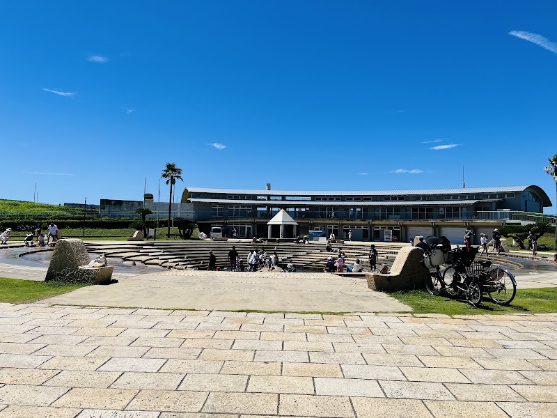 サーフビレッジ（神奈川県立湘南海岸公園）の施設の写真