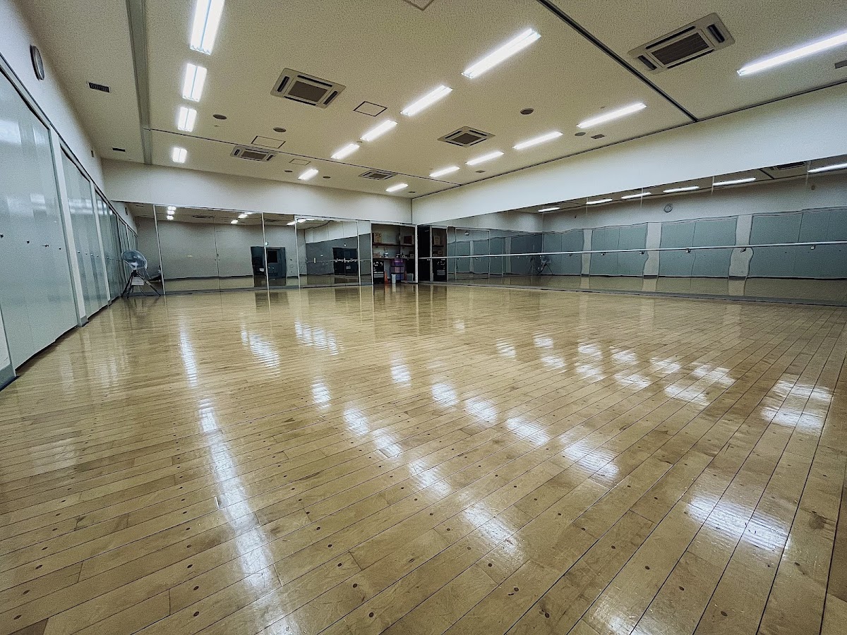 目黒区民センター体育館/庭球場の写真5/6