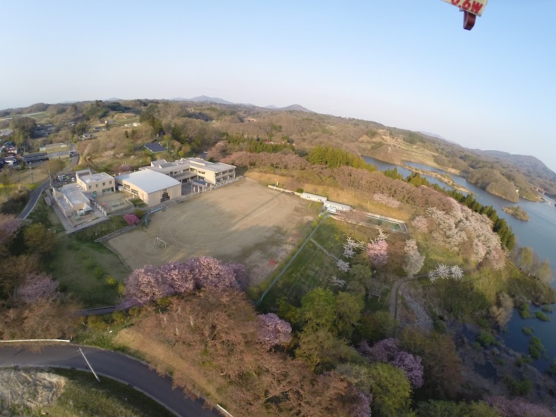 三春町立中郷小学校の写真3/3