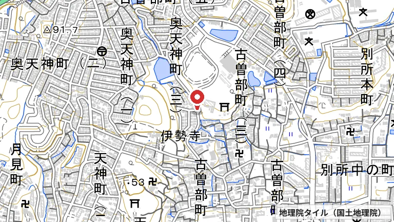 高槻市立古曽部防災公園体育館（古曽部防災公園）の所在地の地図（出典: 地理院タイル／国土地理院）