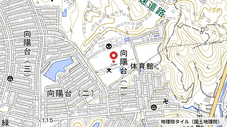 川西市市民体育館の所在地の地図（出典: 地理院タイル／国土地理院）