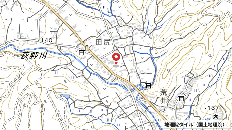 厚木市立荻野公民館上荻野分館の所在地の地図（出典: 地理院タイル／国土地理院）
